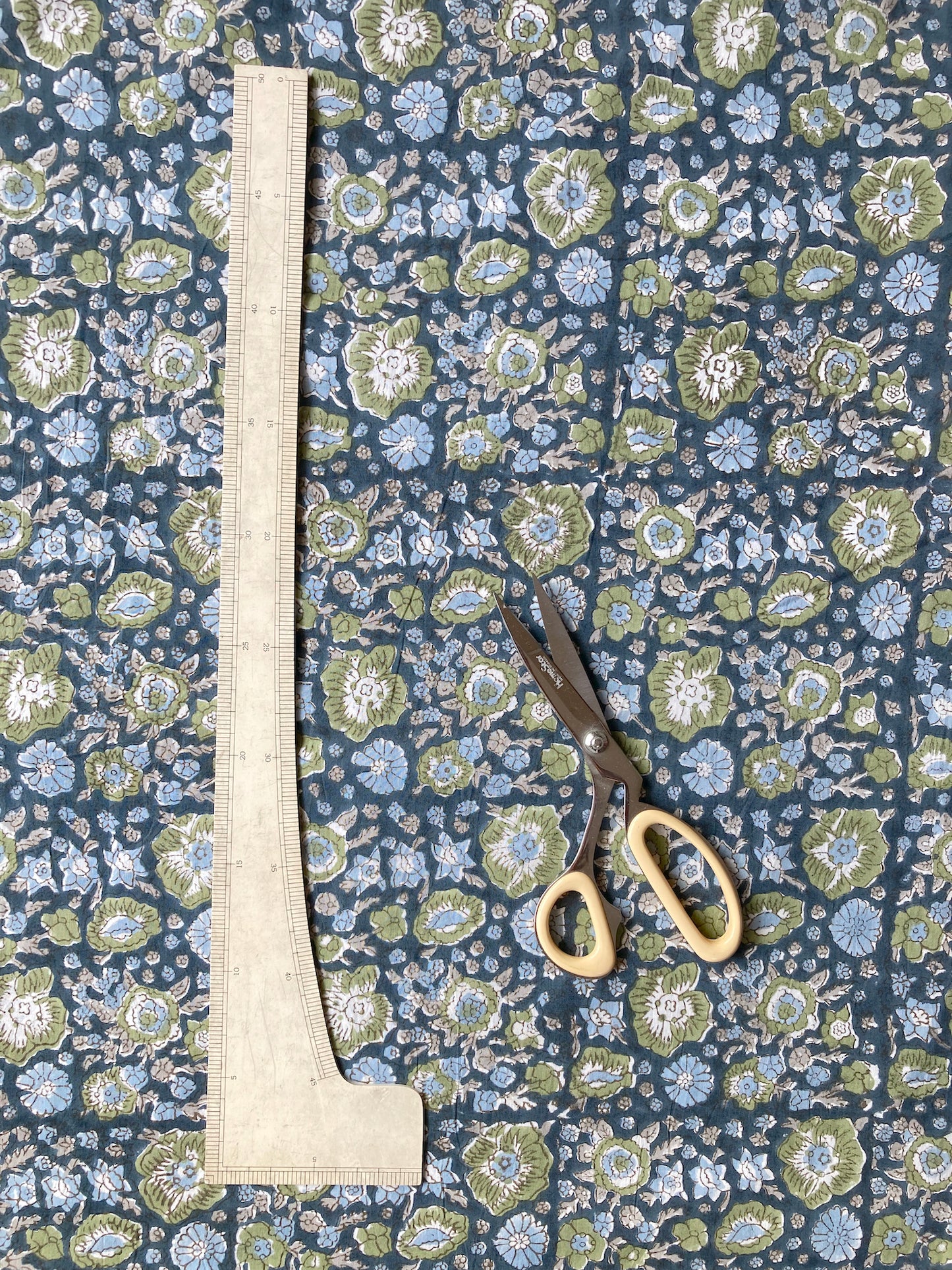 Hand Block Printed Cotton Fabric Deep Green #174-31