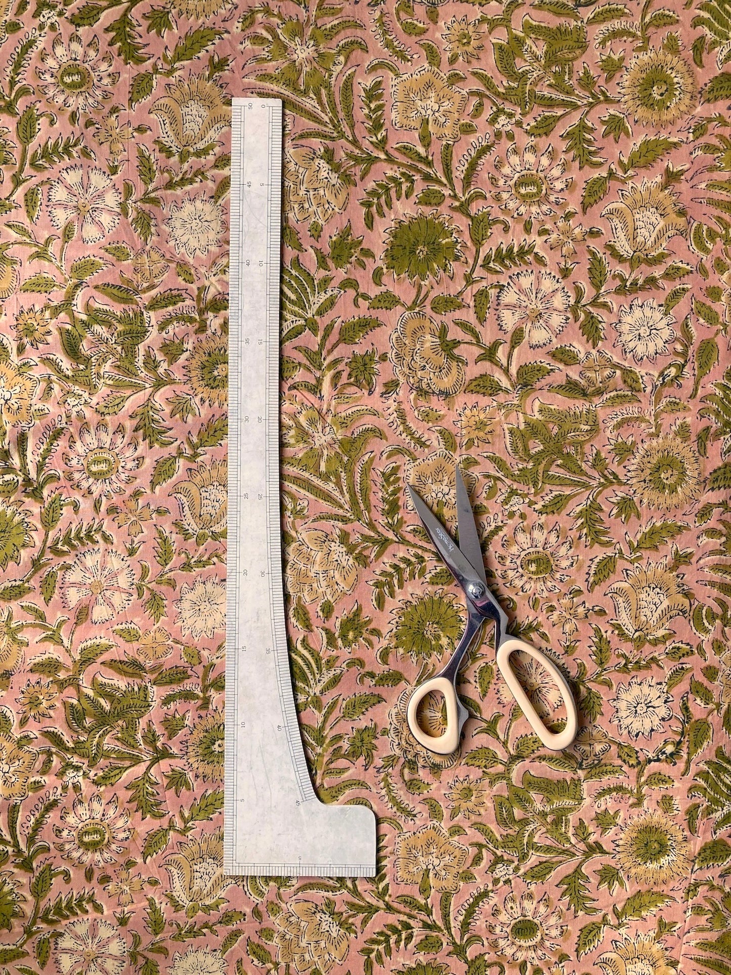 ハンドブロックプリント アンティーク ピンクお花柄 コットン生地 #273-6