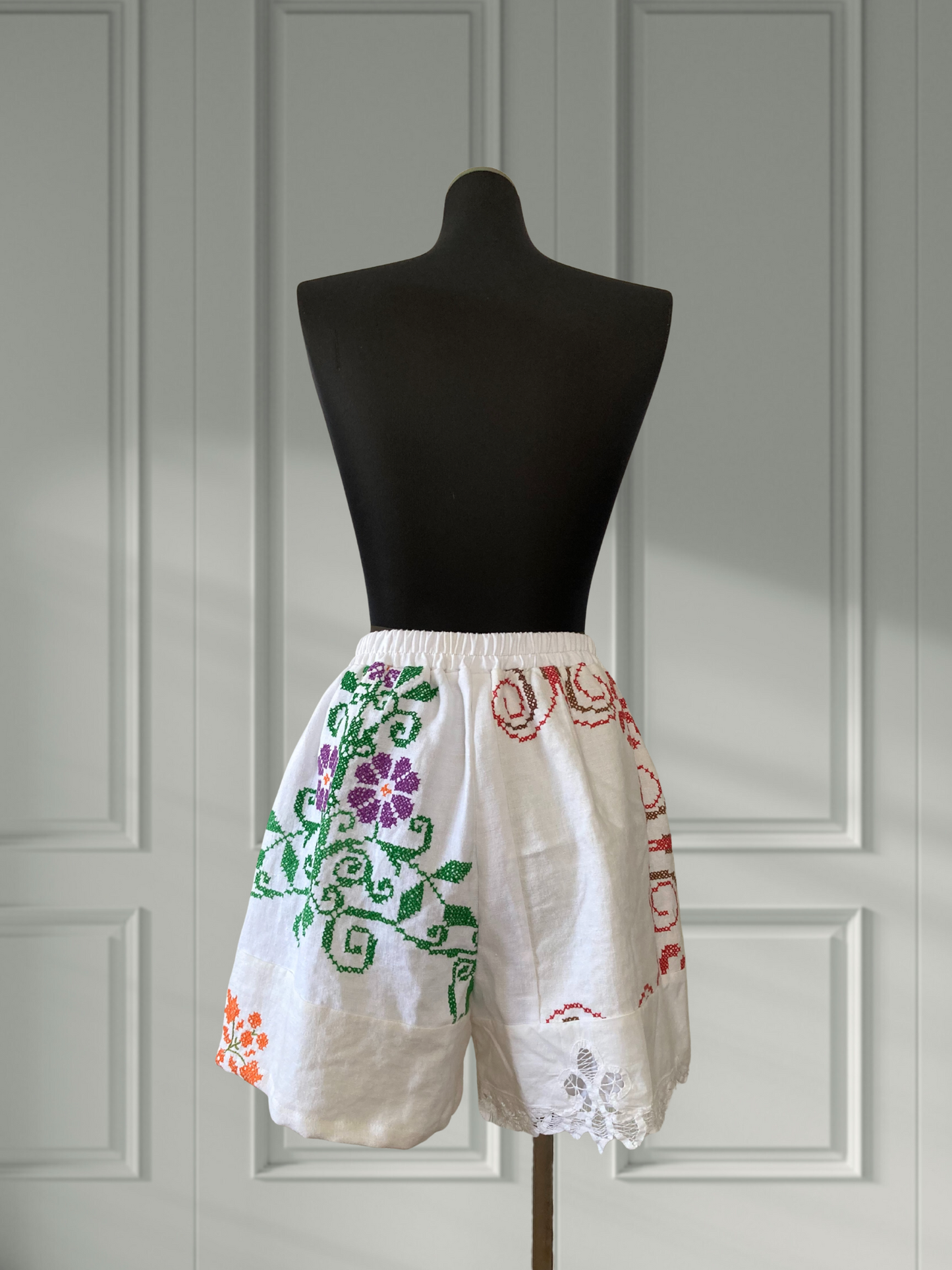 ヴィンテージ 刺繍 リネン 生地 パッチワーク ショートパンツ