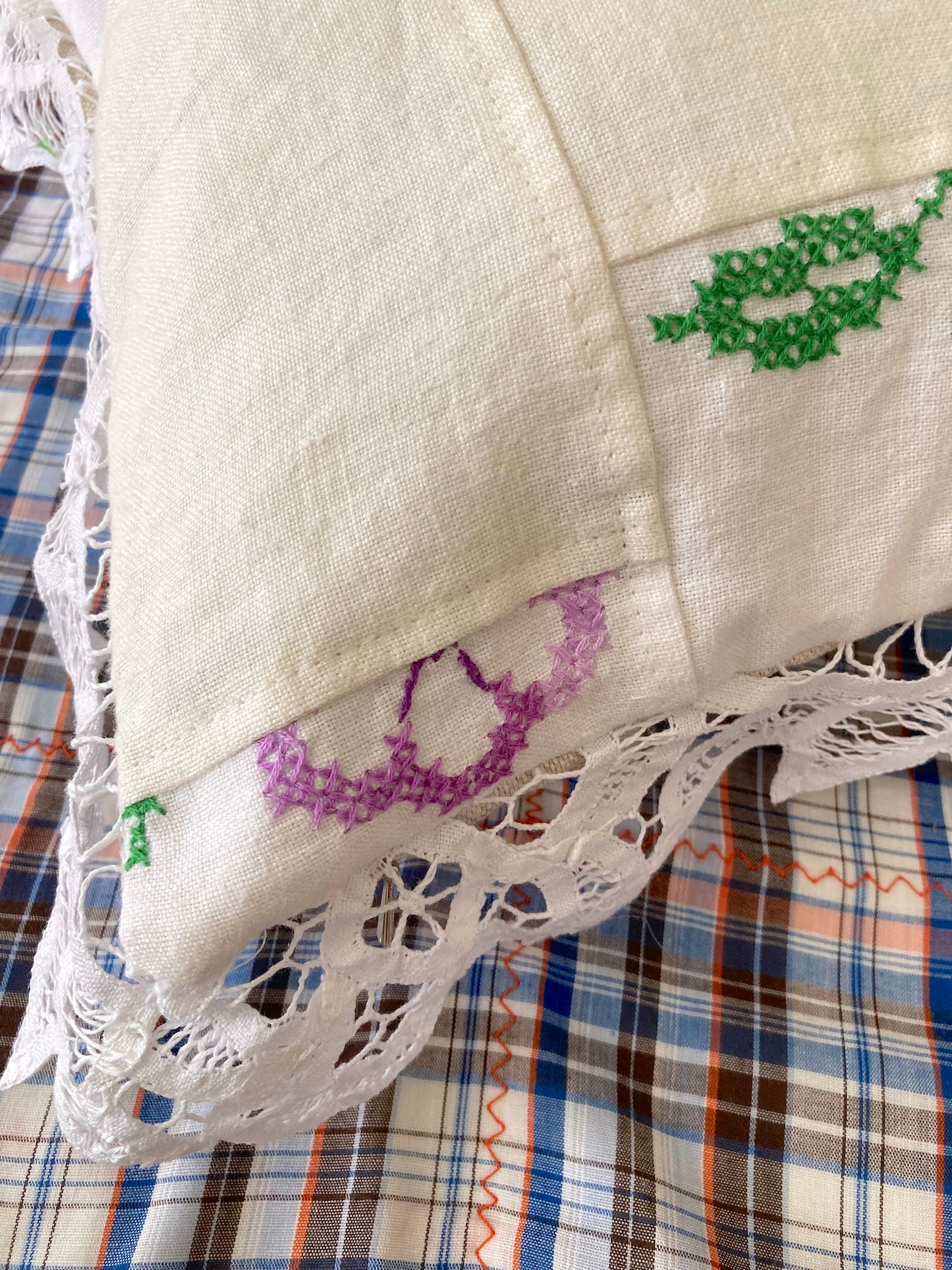 ヴィンテージ リネン刺繍 パッチワーク レース クッションカバー