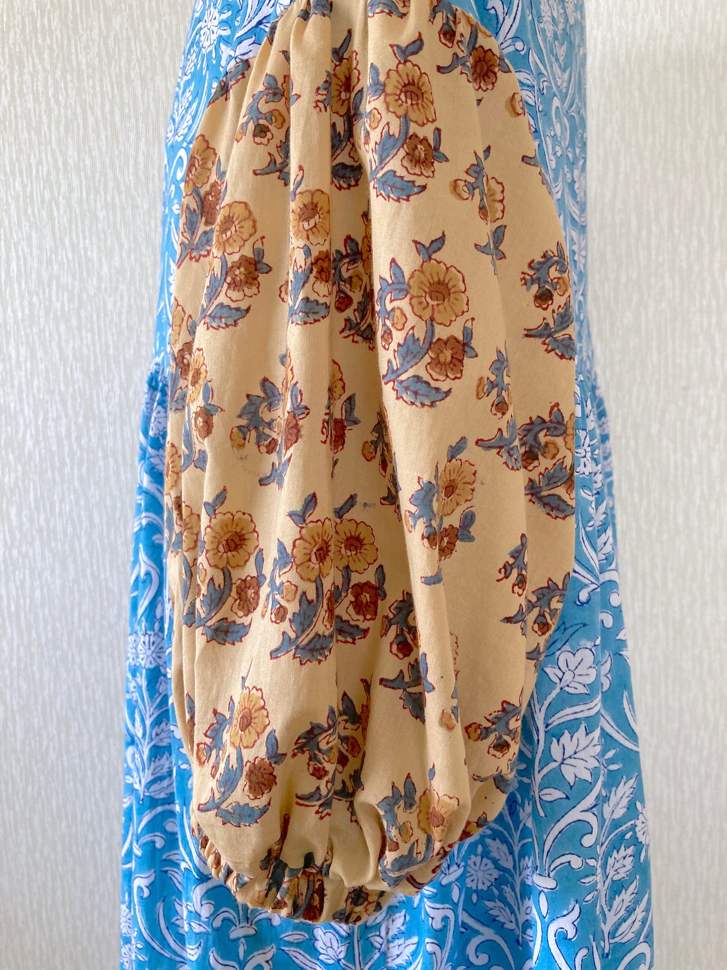 カラーブロック ギャザー ロング ワンピース Light Blue x Beige 【送料無料】