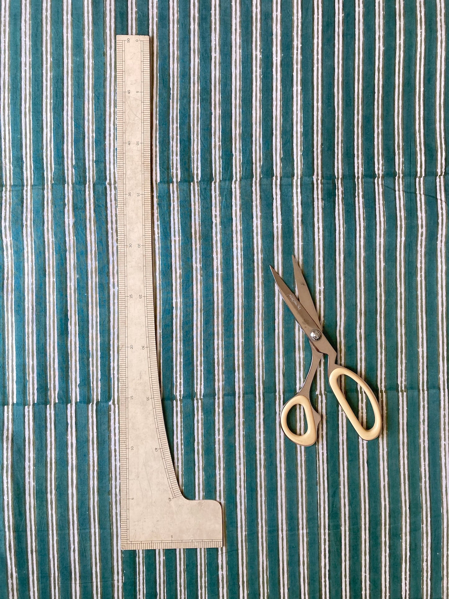 ハンドブロックプリント フォレストグリーンストライプ  コットン生地 #273-9