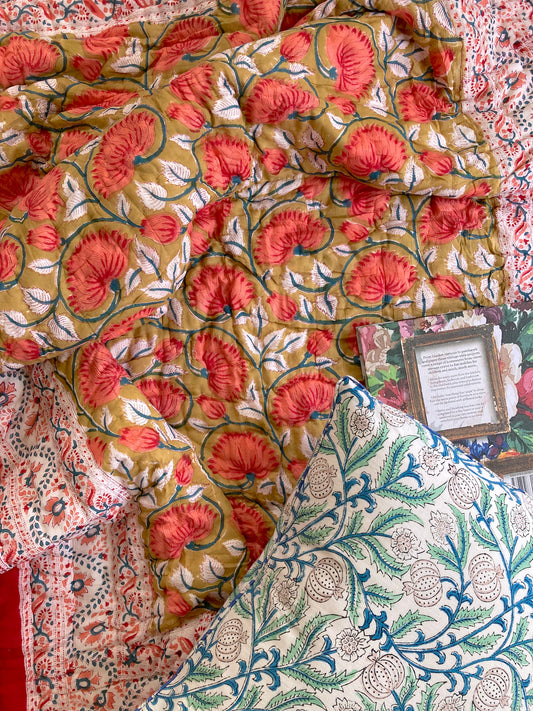 インド ハンドブロックプリント リバーシブル スモールサイズ キルト Red