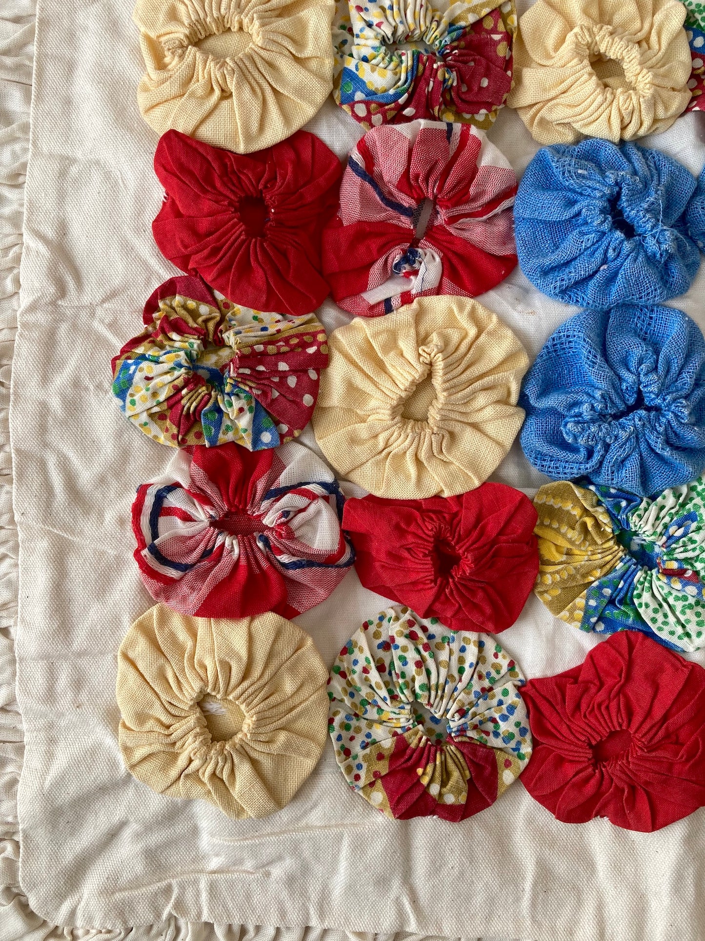 Vintage Yo Yo Quilt Cushion Cover Handmade Cotton Frill Pillow Cover 35x37cm