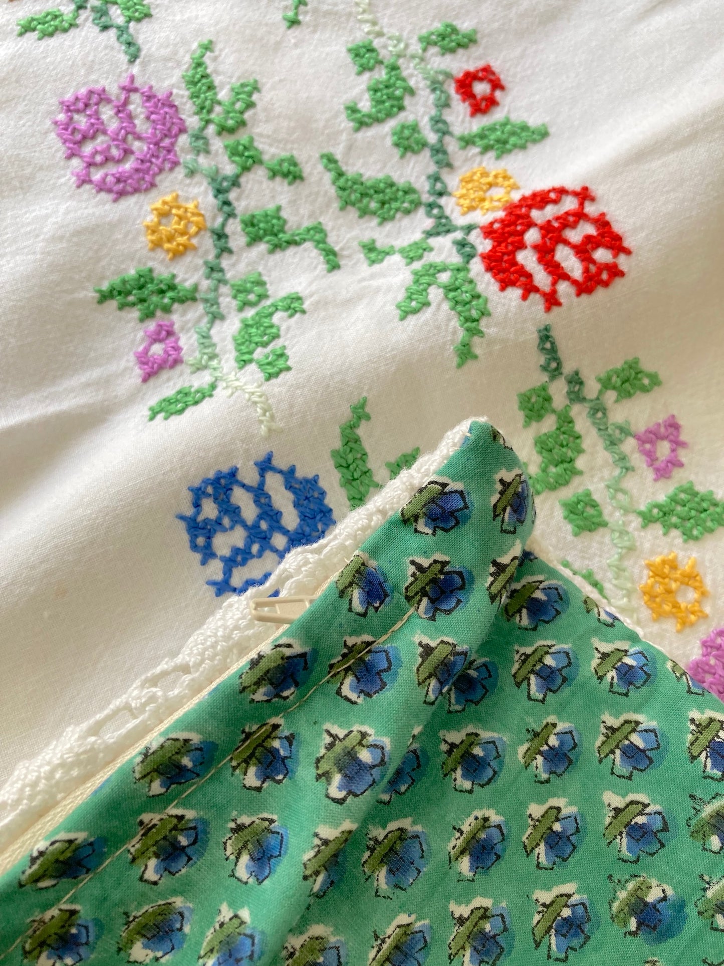 ヴィンテージ クロス刺繍 コットン長方形 クッションカバー
