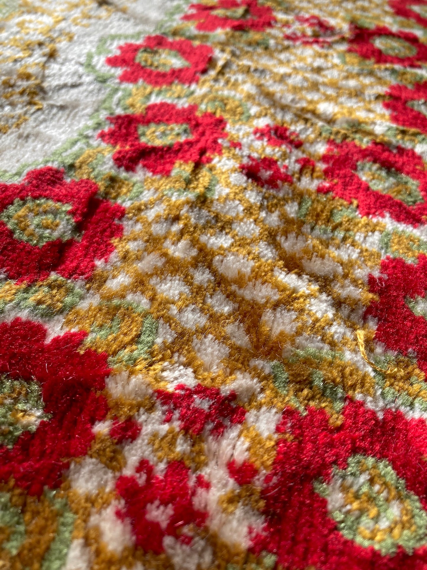 Vintage Velvet Floral Pattern Horizontal Rug Mat
