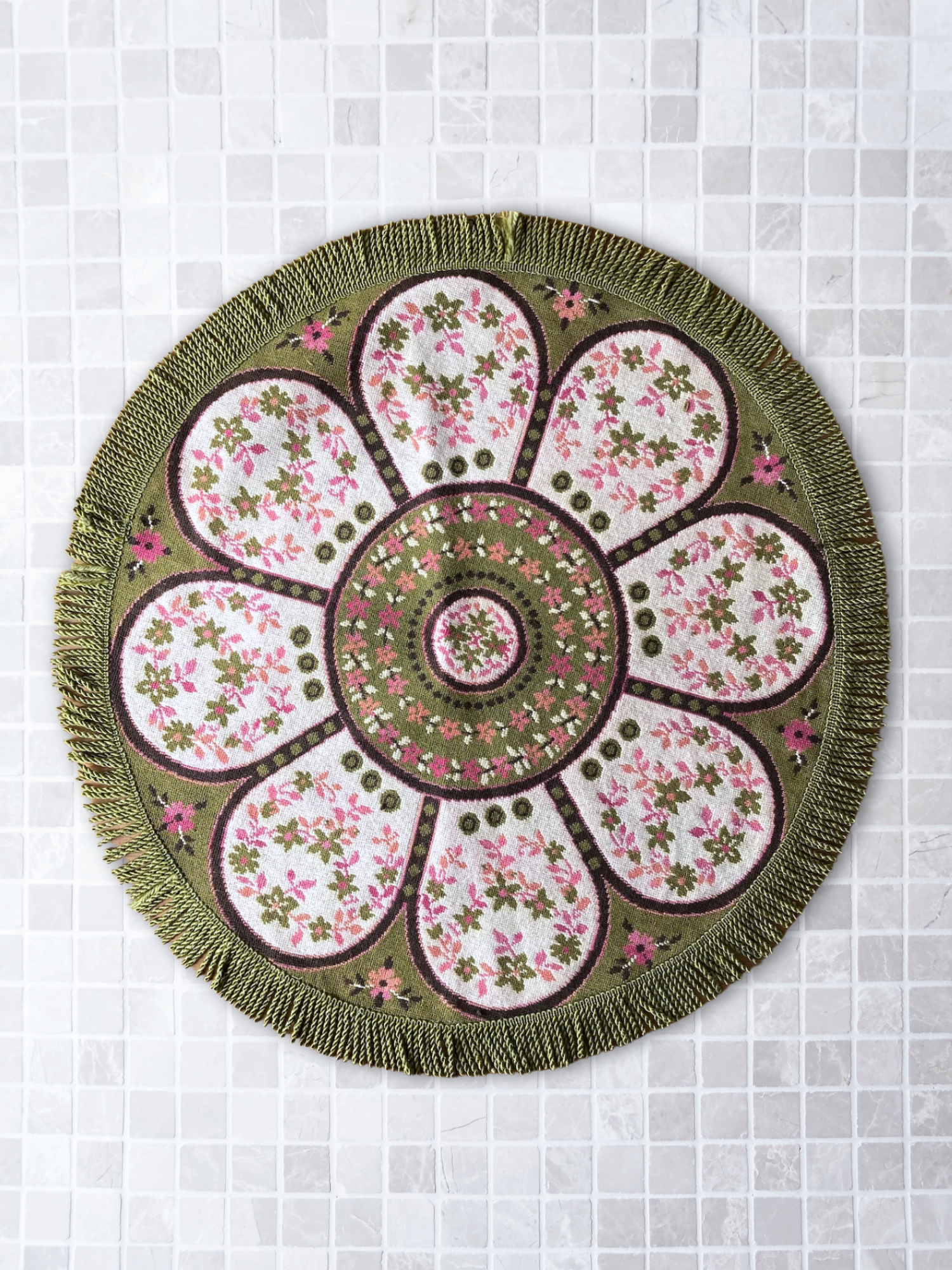 ヴィンテージ ゴブラン織 円形 お花 テーブルクロス・ラグマット ヴィンテージ ゴブラン織 円形 お花 テーブルクロス・ラグマット
