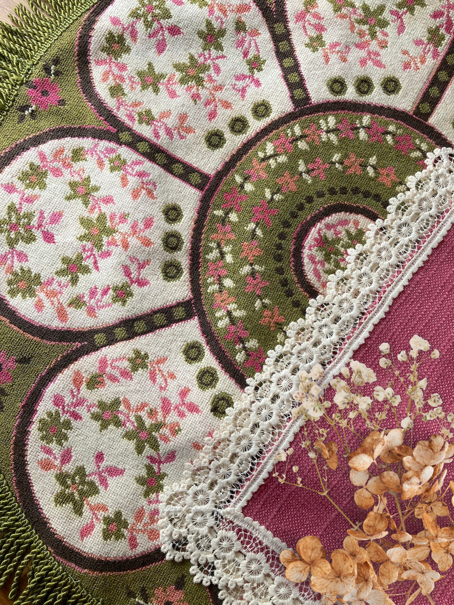 Vintage Gobelin fabric, round, floral, tablecloth, rag mat, multi-purpose cloth