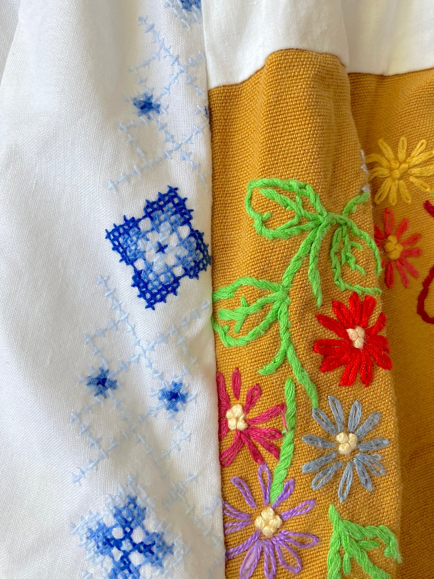 ヴィンテージ 刺繍 コットン生地 パッチワーク ショートパンツ