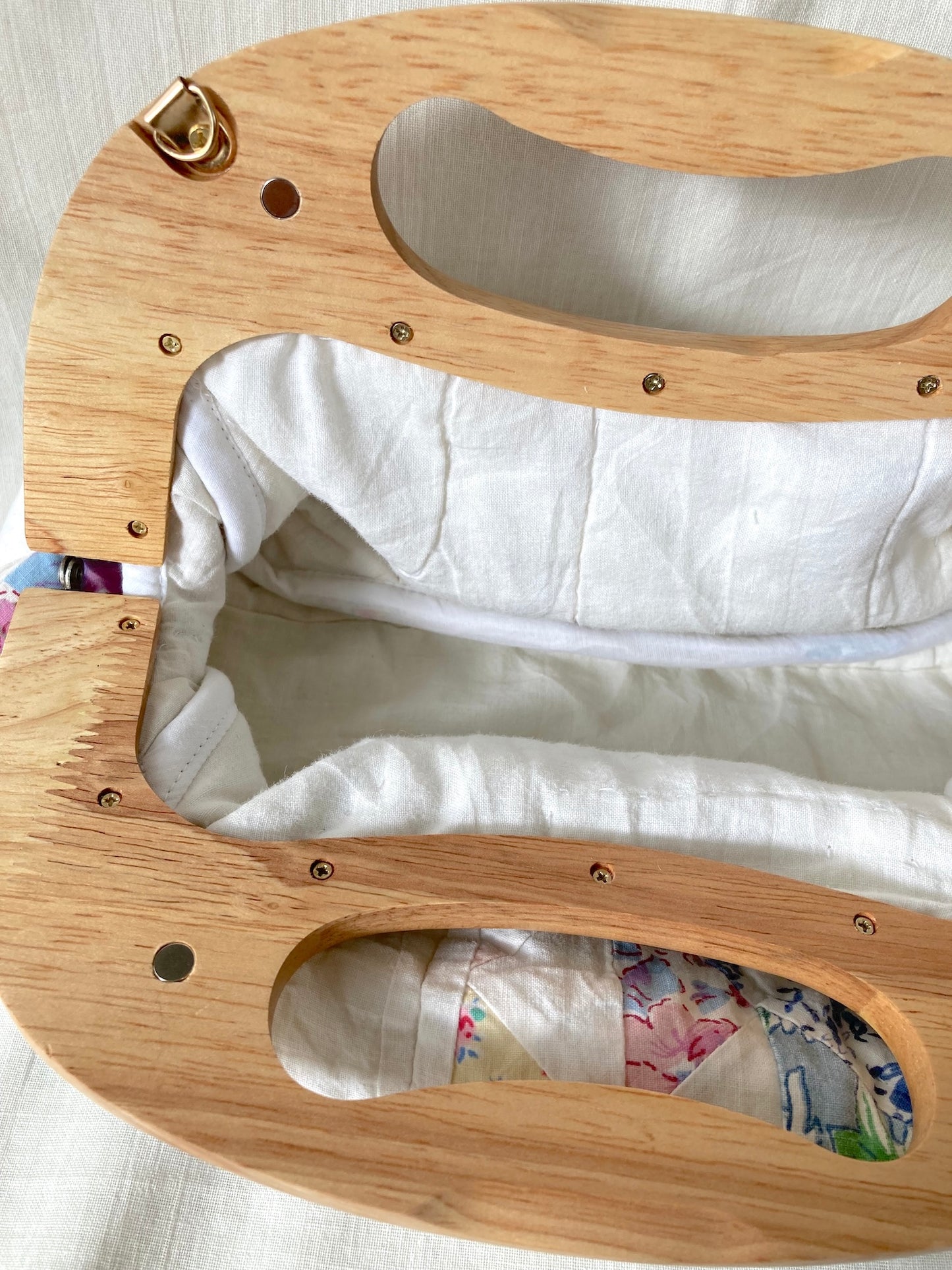 ヴィンテージ パッチワーク キルト 木製ハンドル がま口 バッグ