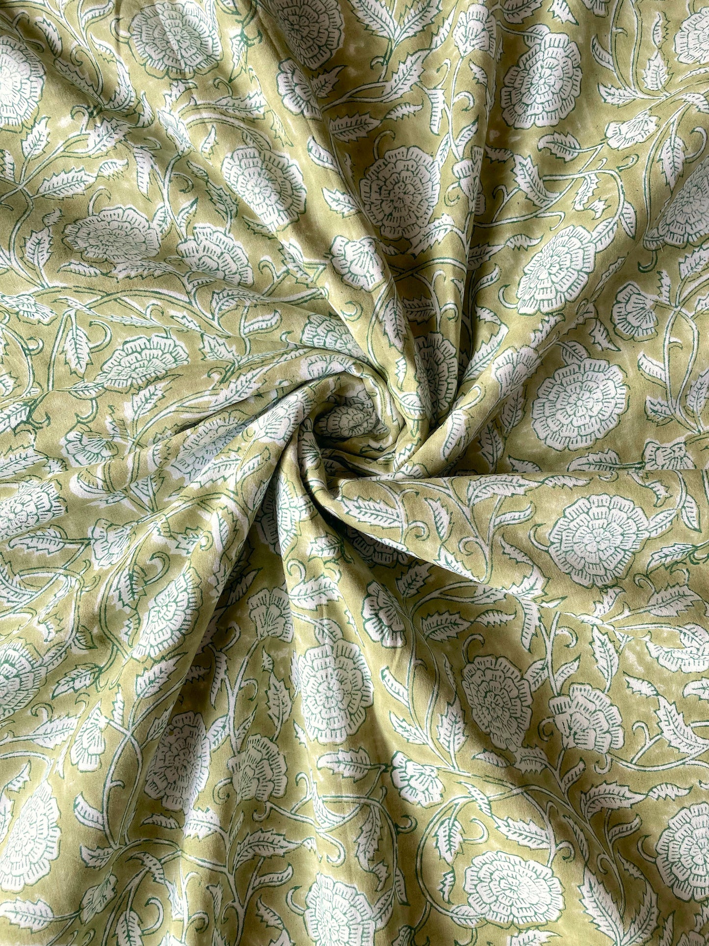 【PRE-CUT 25cm】Hand Block Printed Cotton Fabric Green Tea #174-27