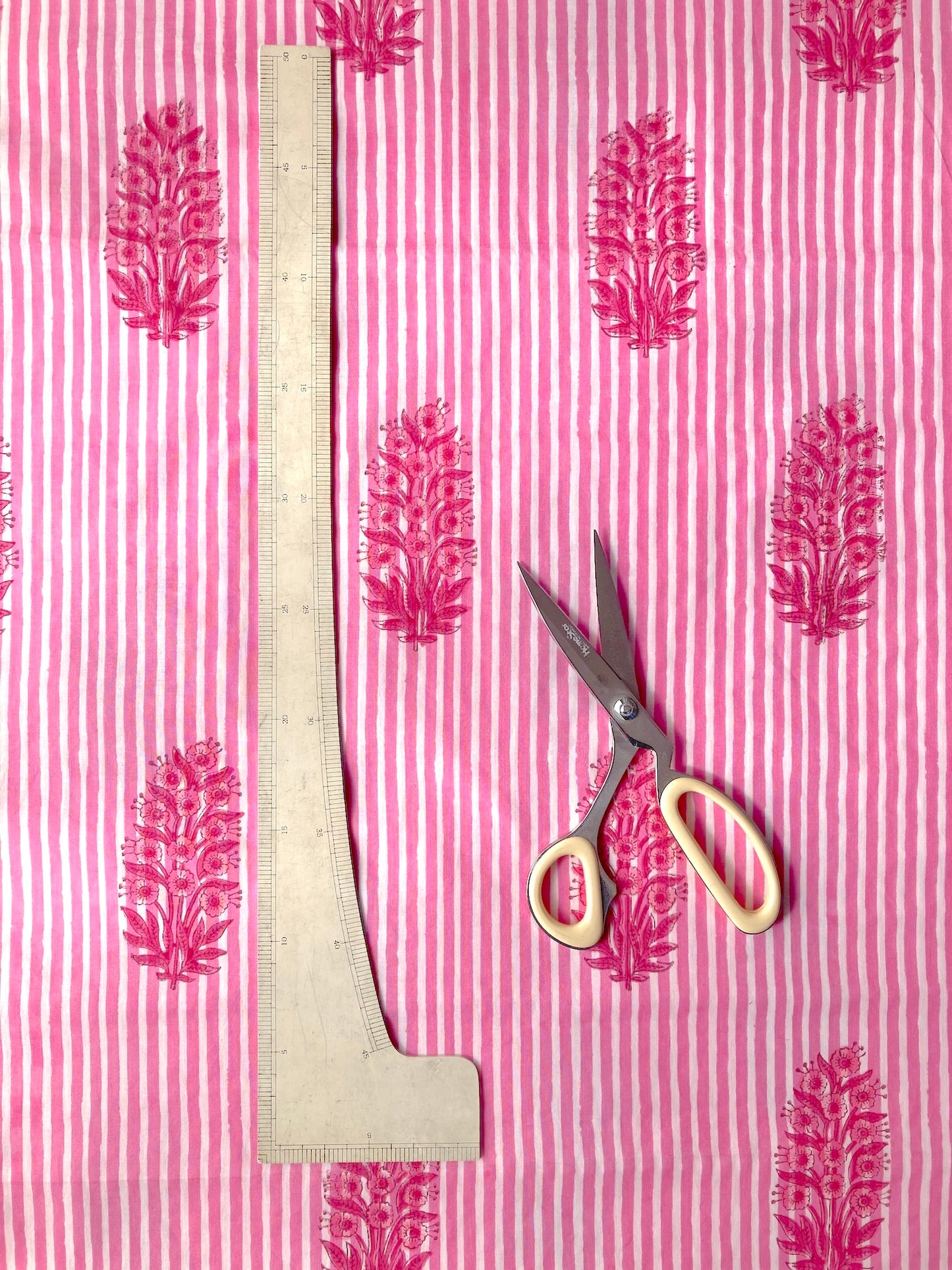 ハンドブロックプリント ピンク ストライプ 花柄 コットンプリント生地  #294-7