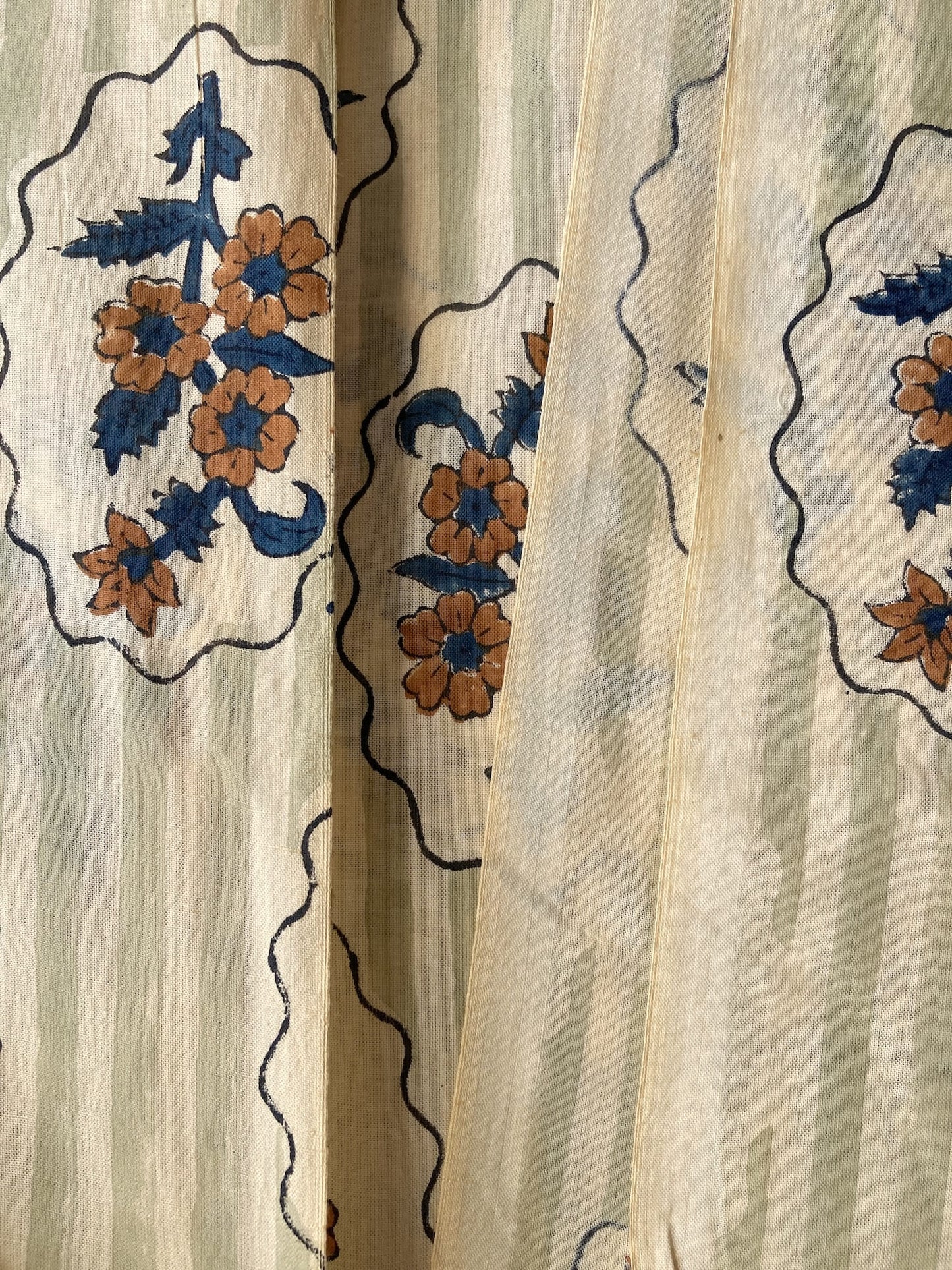 Hand Block Print Stripe x Flower Cotton Fabric   #310-15