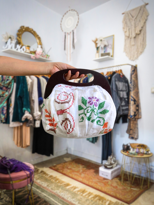 ヴィンテージ刺繍 リネン コットン パッチワーク 木製ハンドル がま口 バッグ