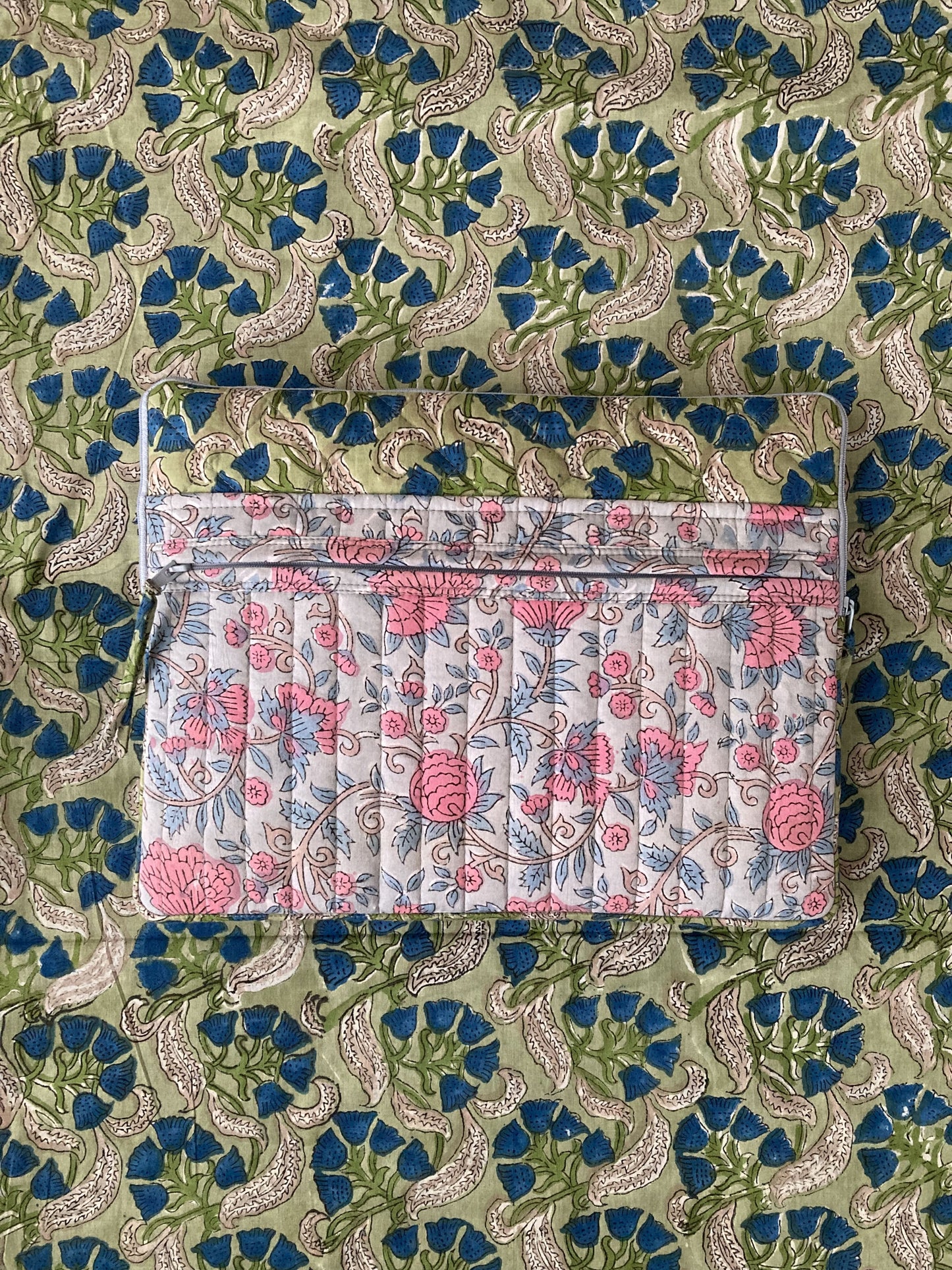 [ custom order ]Hand Block Print Fabric Tablet / Laptop Case