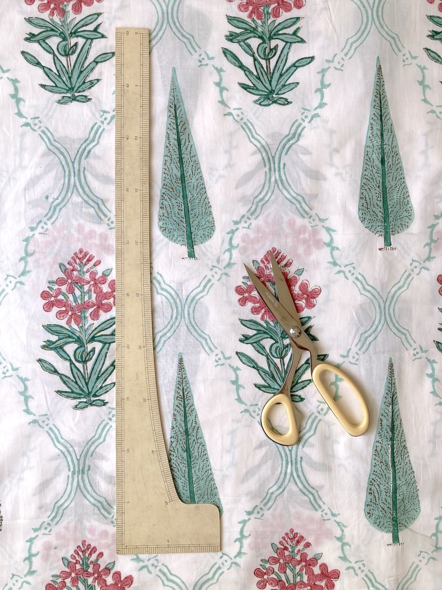 ハンドブロックプリント お花と木 コットンプリント生地  #272-14