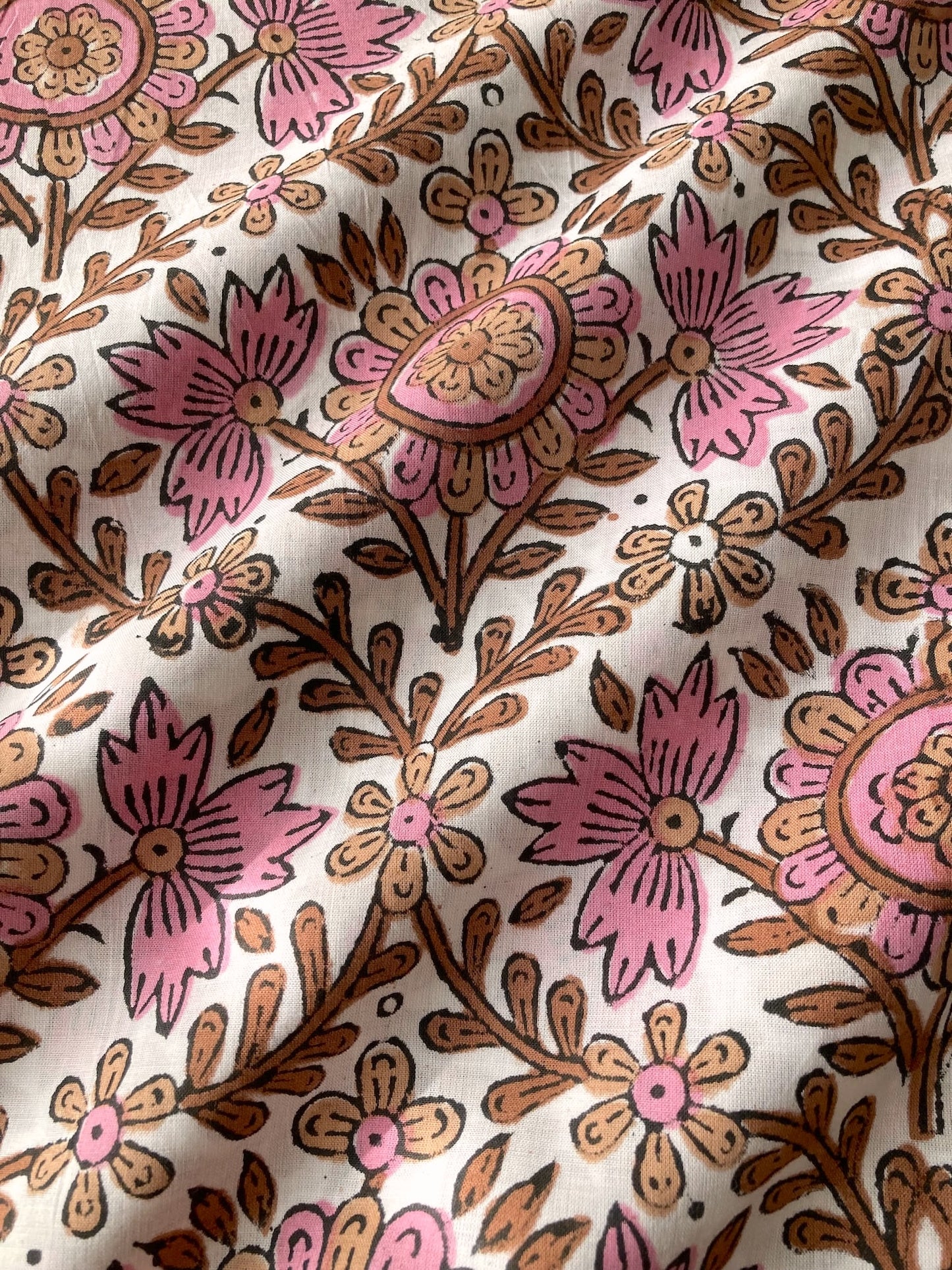 ハンドブロックプリント ピンク x ブラウン コットンプリント生地  #287-16