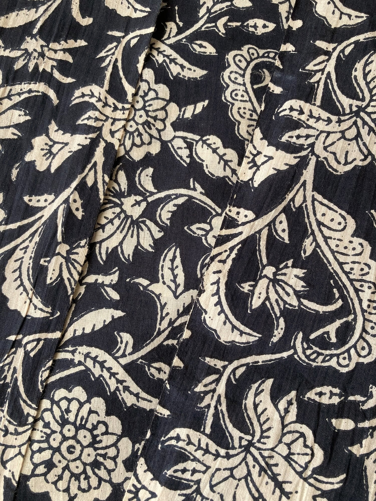 Hand Block Print Gray x Blue Floral Cotton Fabric   #316-19