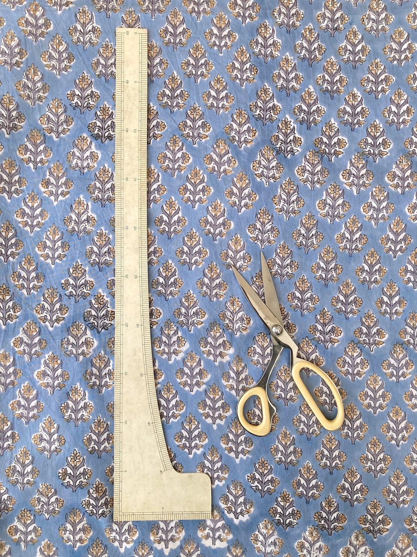 ハンドブロックプリント ライトブルー 小花柄 コットンプリント生地  #296-4