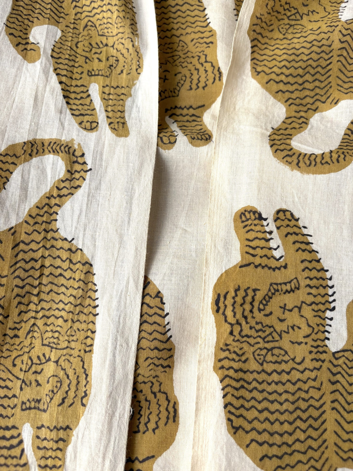 Hand Block Tiger Print Cotton Fabric Ivory x Mustard   #345-4