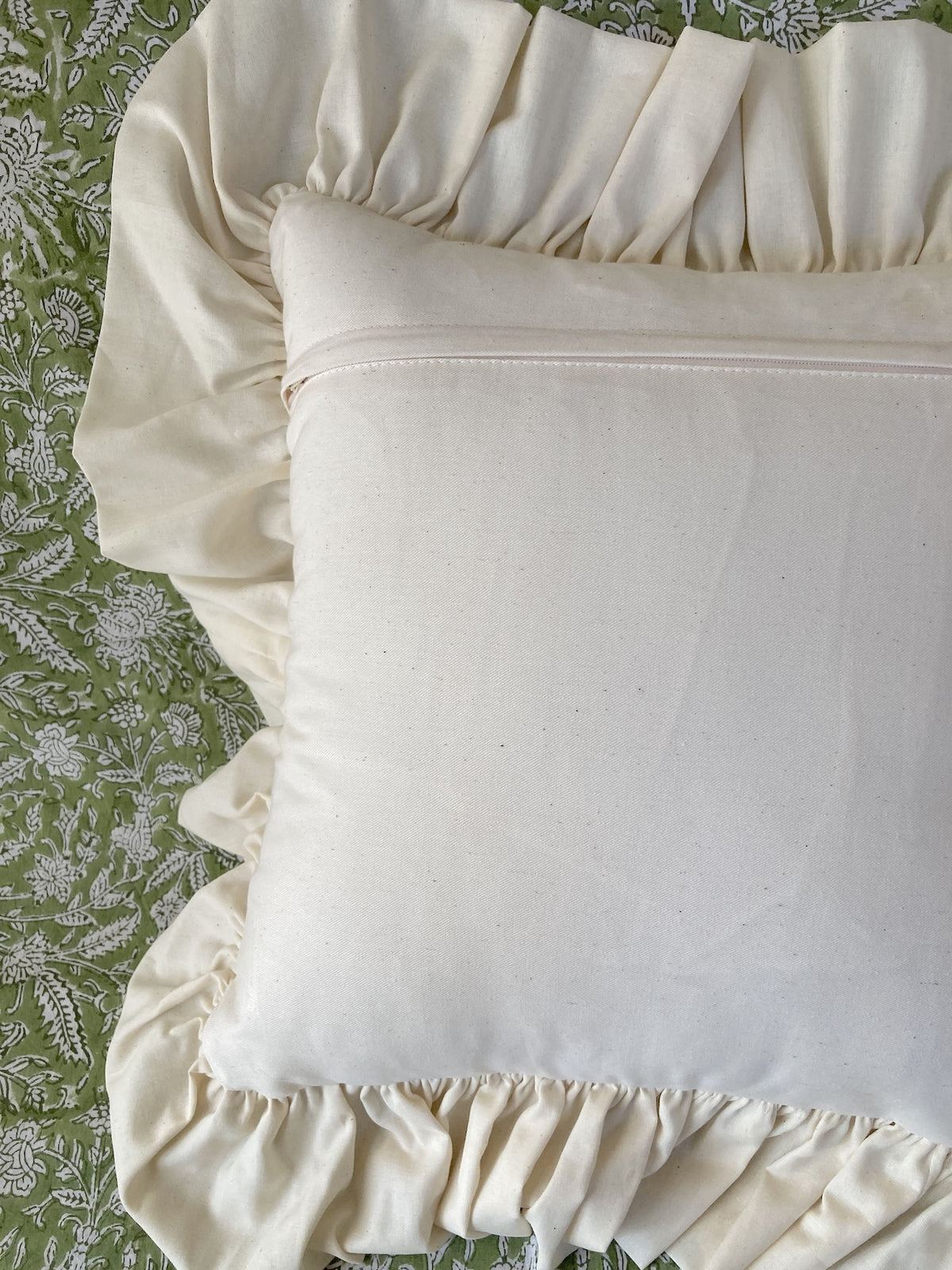 Vintage Yo Yo Quilt Cushion Cover Handmade Cotton Frill Pillow Cover 35x37cm