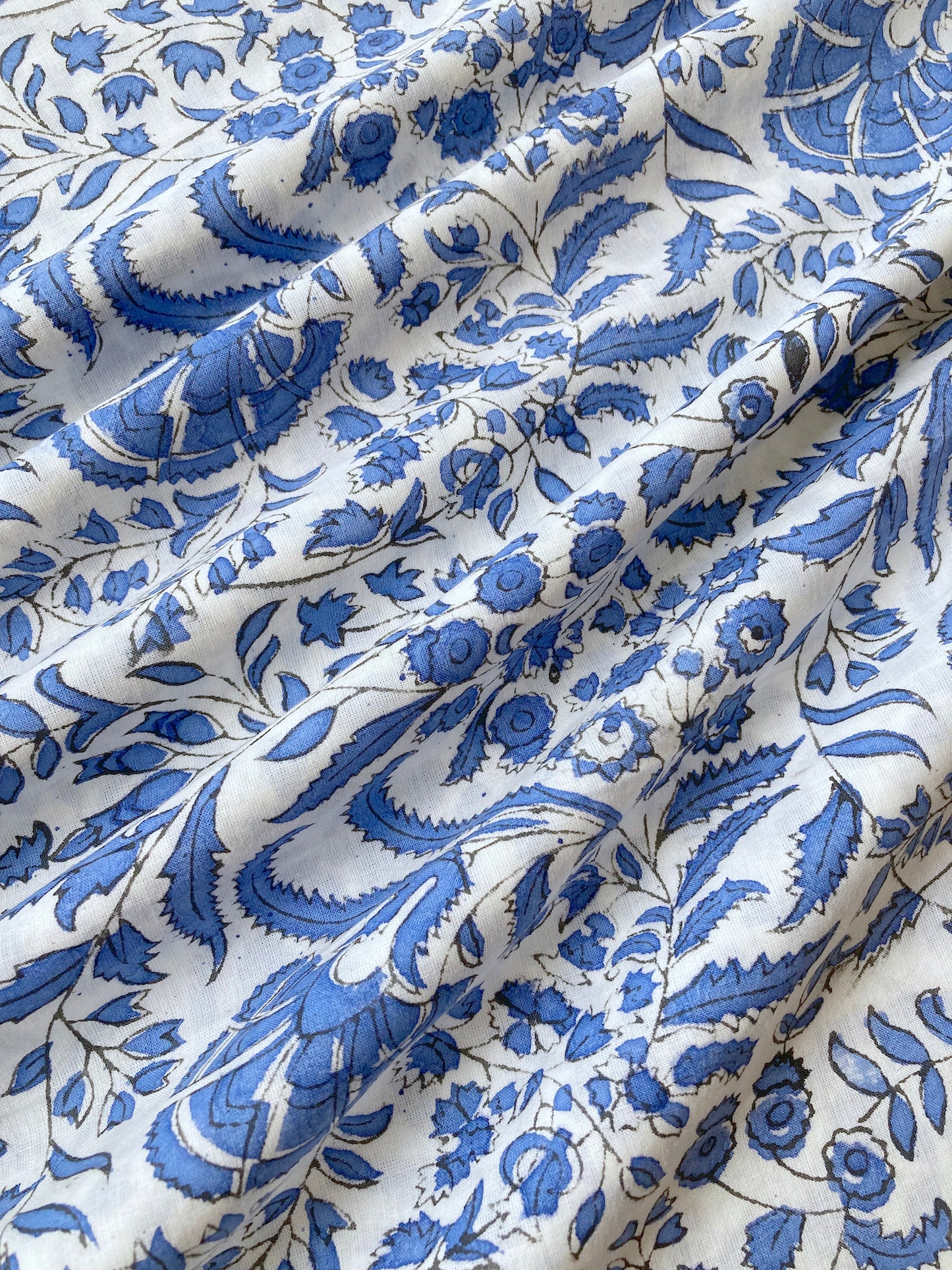 Hand Block Printed Cotton Fabric White x Blue #221-2