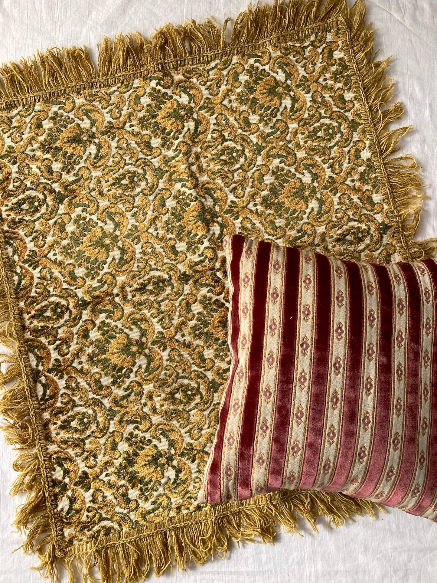 Vintage Textured Mini Cloth in Gold Yellow & Smoky Green