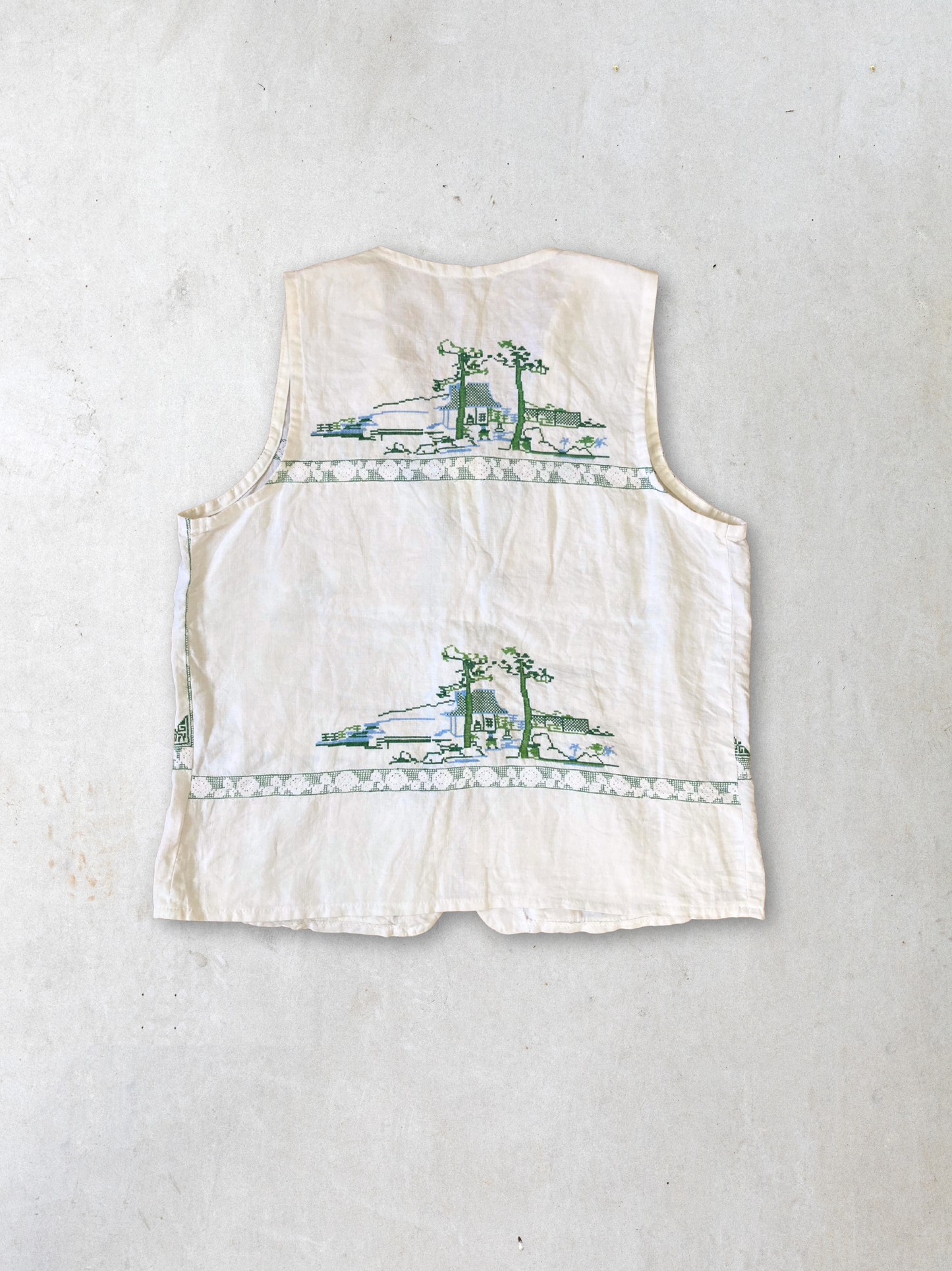 ヴィンテージ 刺繍 リネン 生地 リメイク ノースリーブシャツ