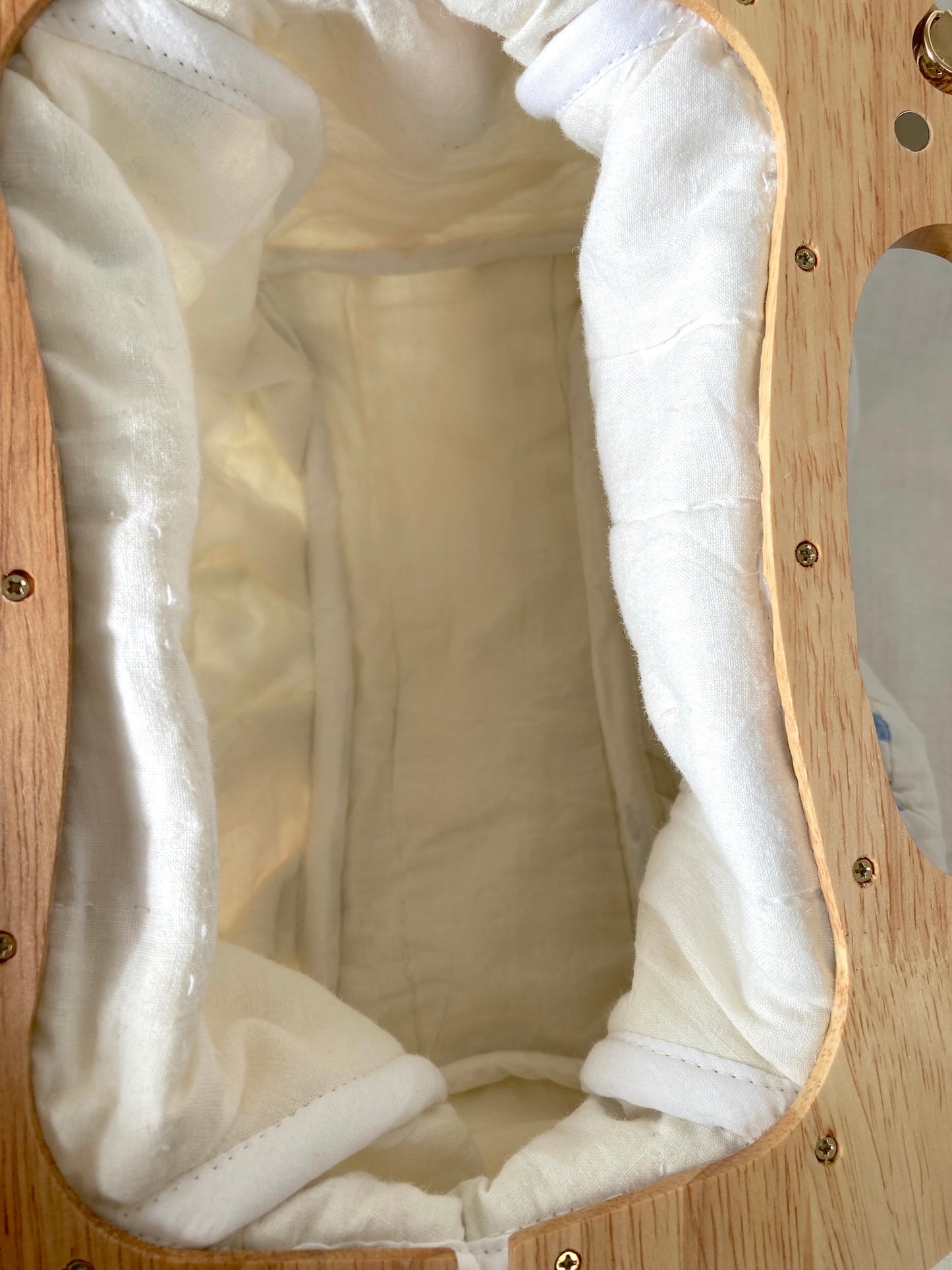 Vintage Quilt Patchwork Clasp Bag with Wooden Handle