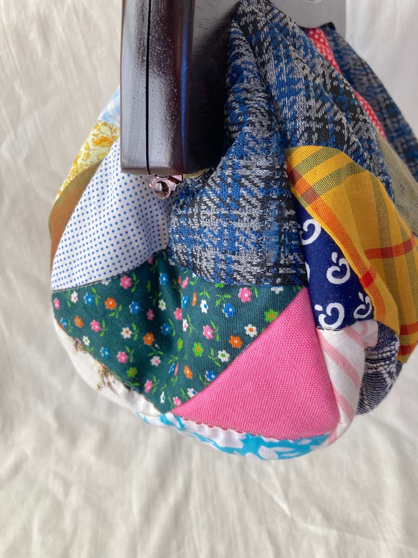 Vintage Colorful Patchwork Clasp Bag with Wooden Handle