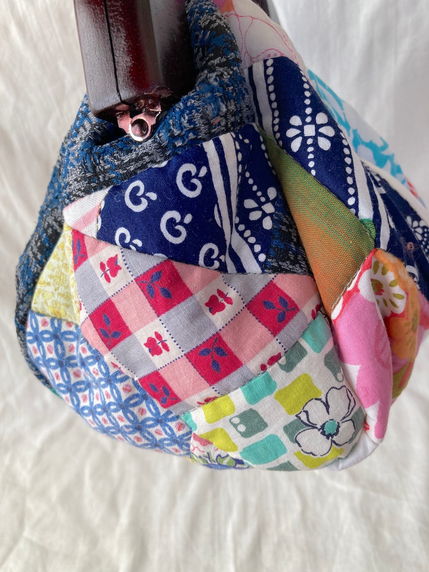 Vintage Colorful Patchwork Clasp Bag with Wooden Handle