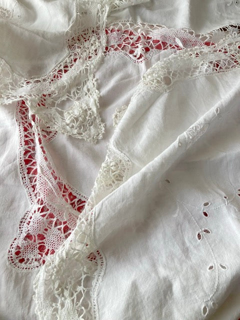 Vintage French Linen Cotton Cloth with Cutwork & Crochet Lace (1920s-40s)