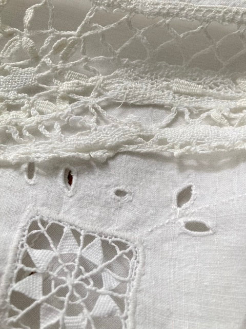 Vintage French Linen Cotton Cloth with Cutwork & Crochet Lace (1920s-40s)