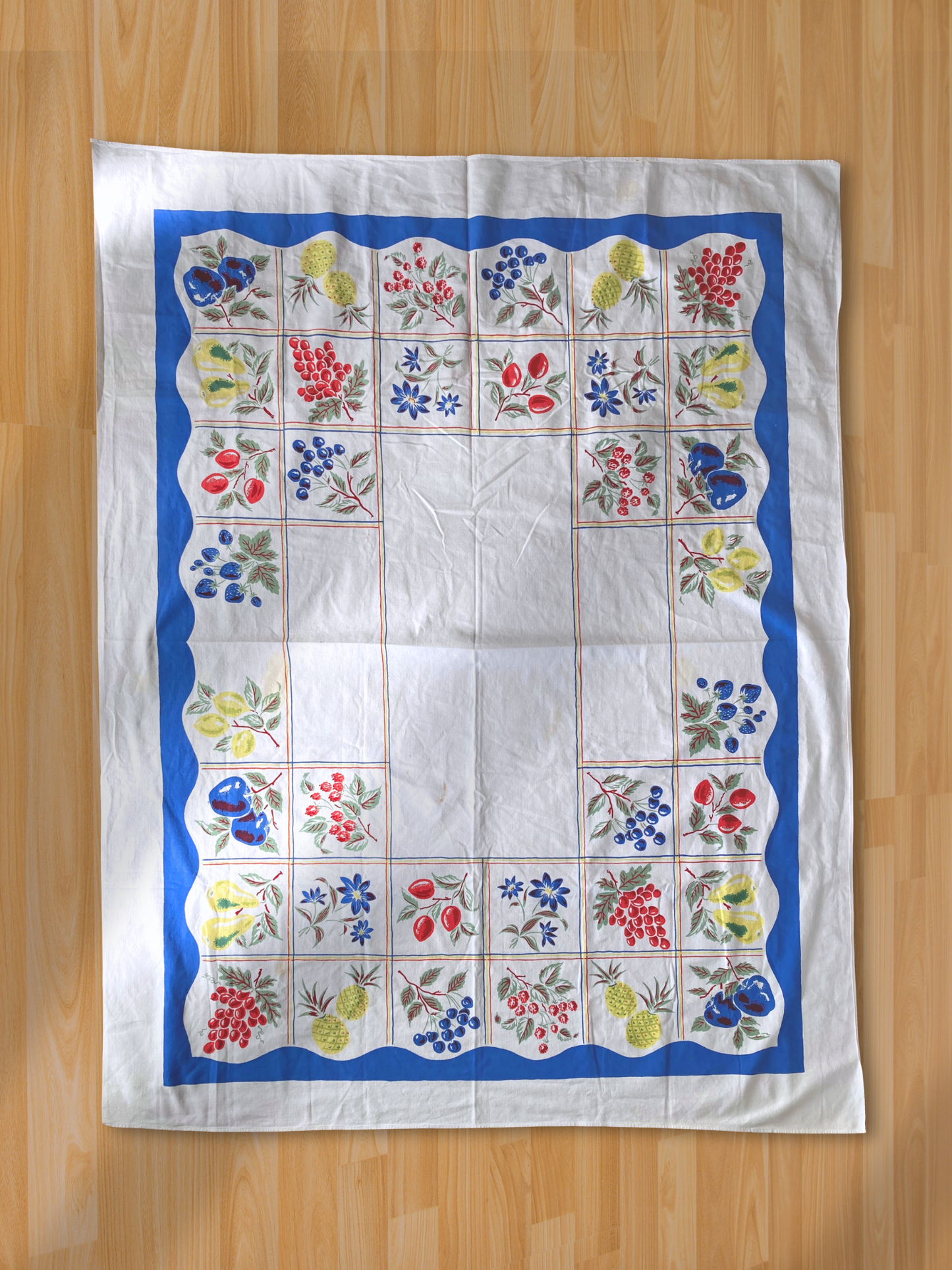 Vintage 50s USA ”Simtex” Fruit Print Cotton Tablecloth