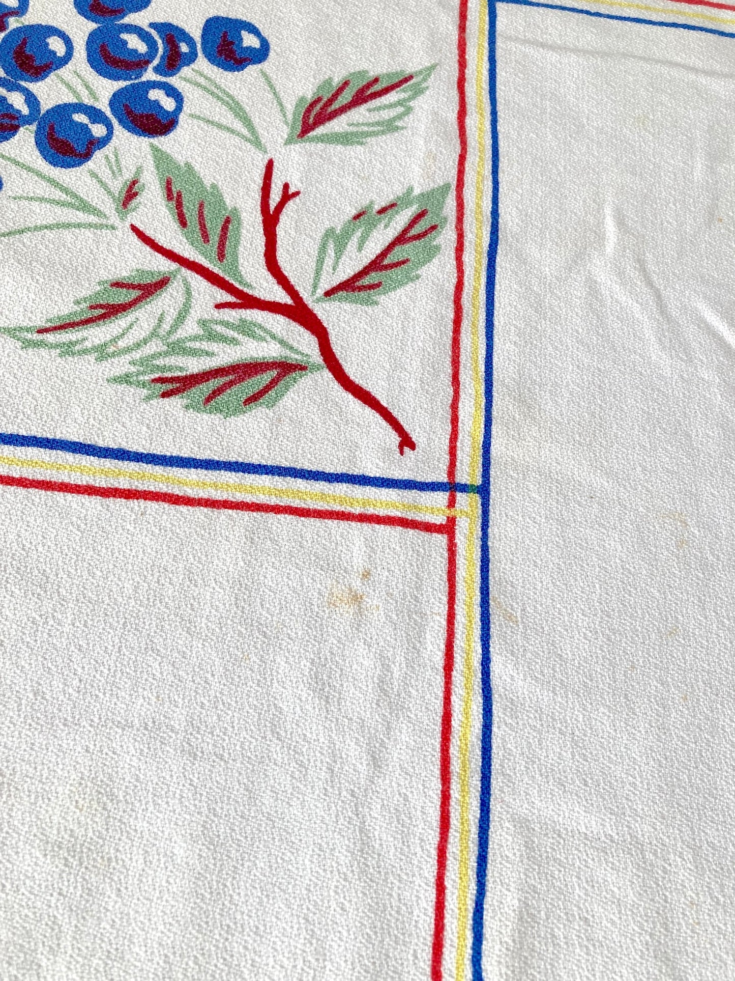 Vintage 50s USA ”Simtex” Fruit Print Cotton Tablecloth