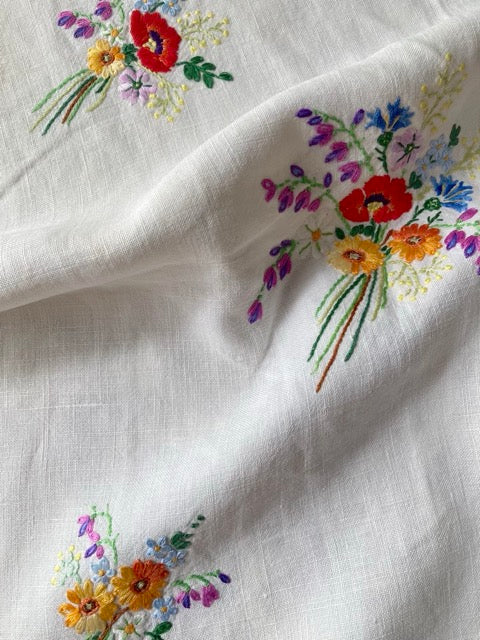 Vintage European Linen Cloth with Hand-Embroidered Wildflower Bouquets