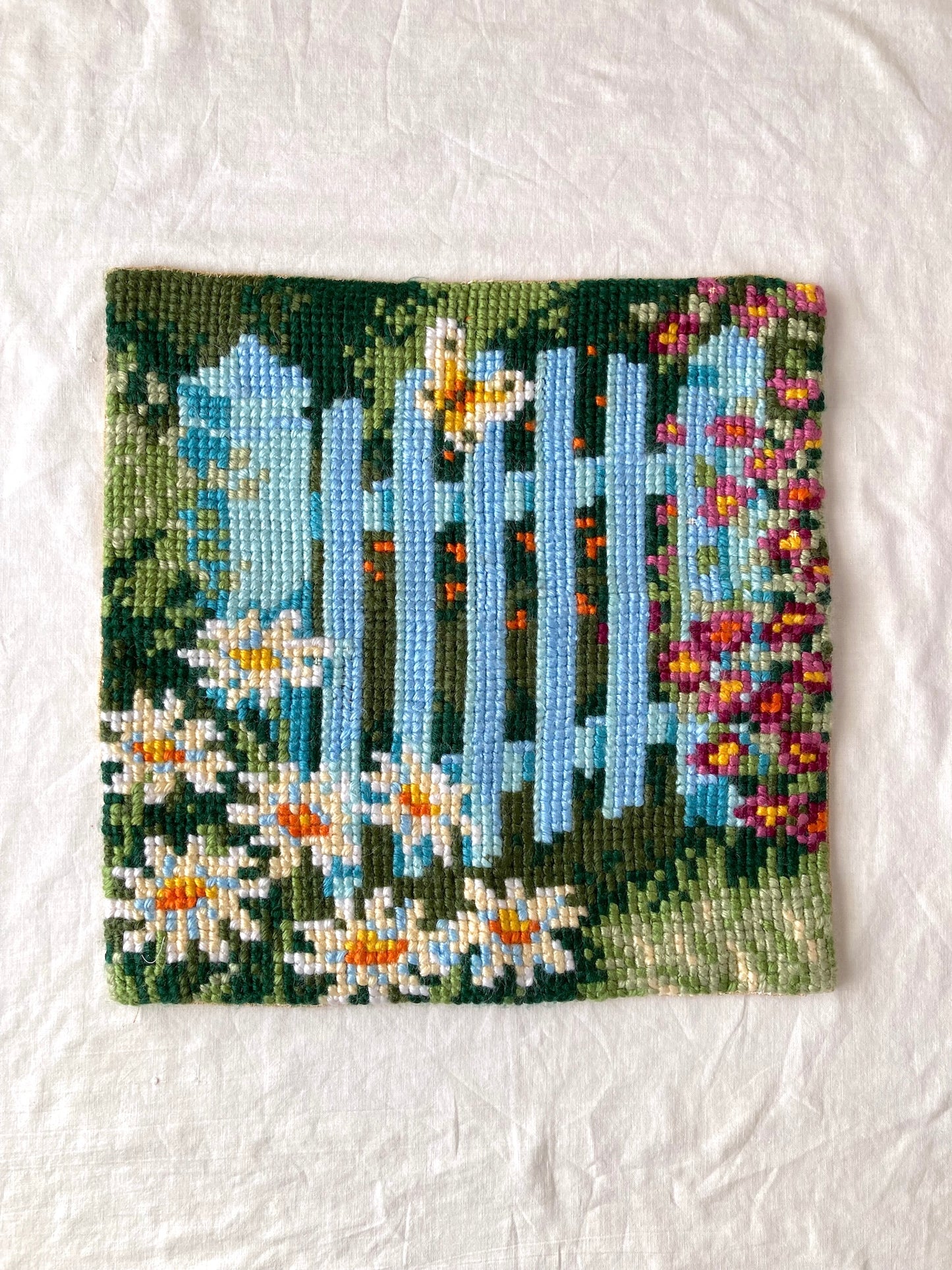 Vintage Garden Motif Needlework Cushion Cover