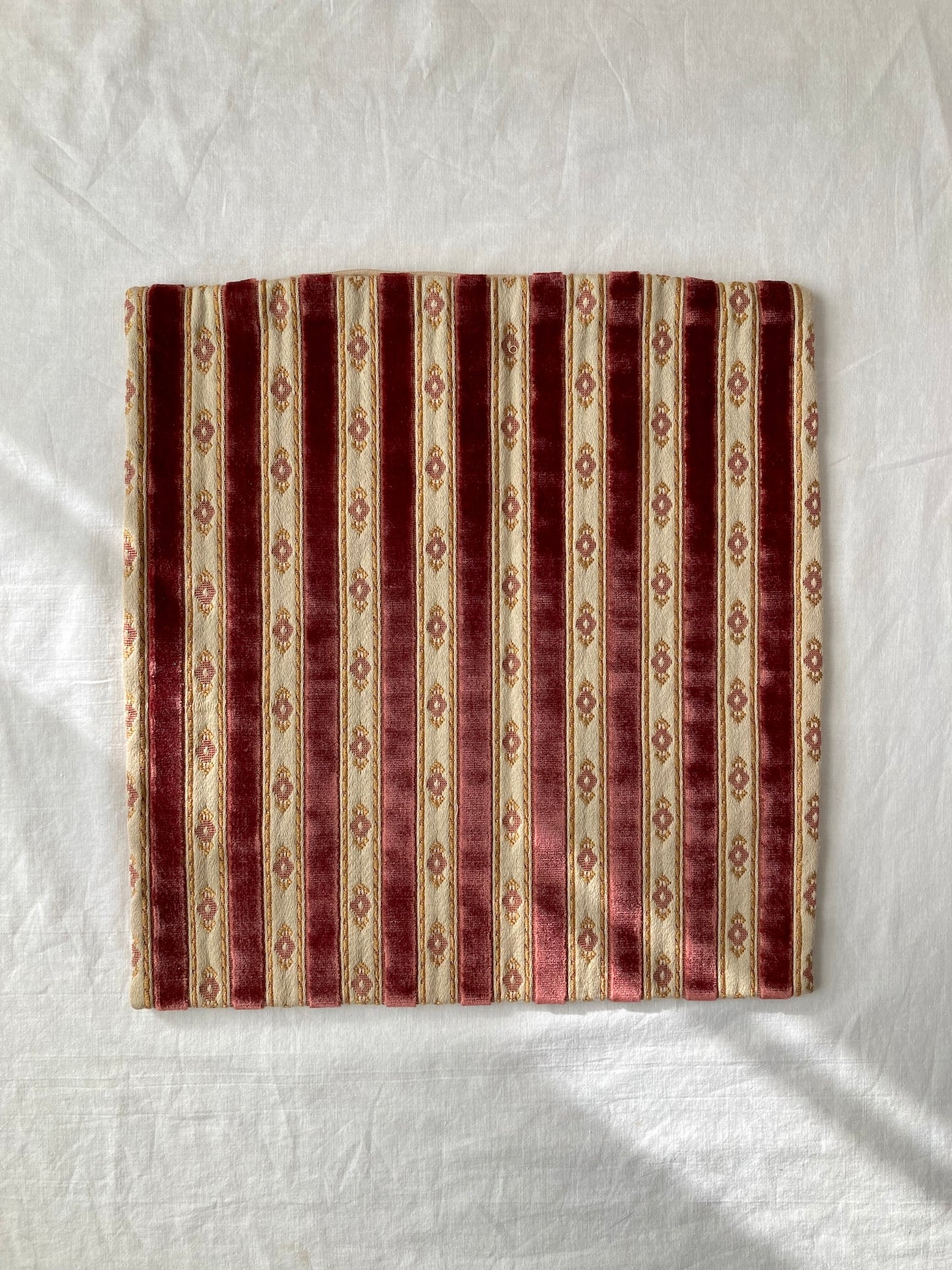 Vintage Velvet Victorian Style Pillow Cover / Cushion Cover