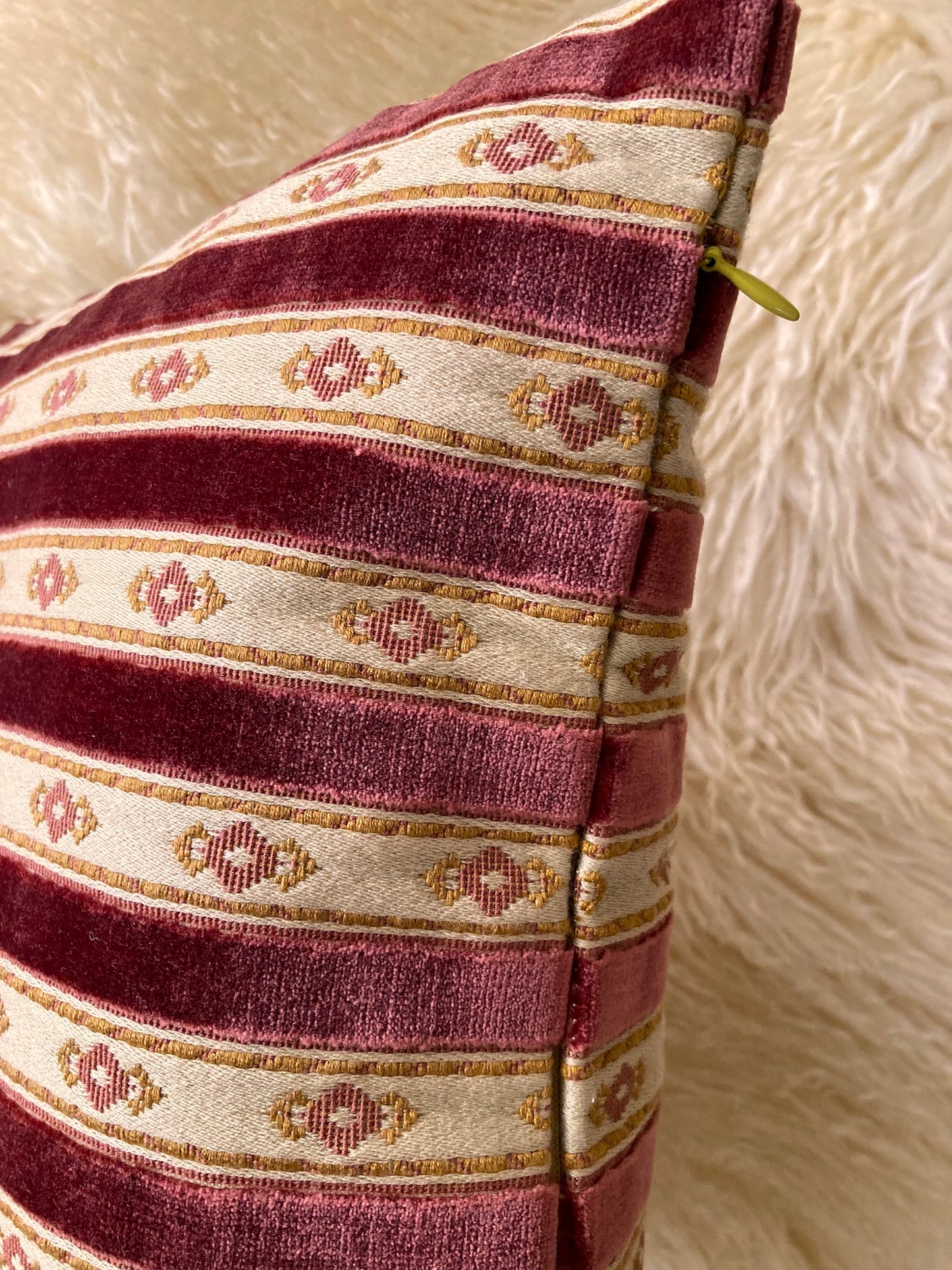 Vintage Velvet Victorian Style Pillow Cover / Cushion Cover