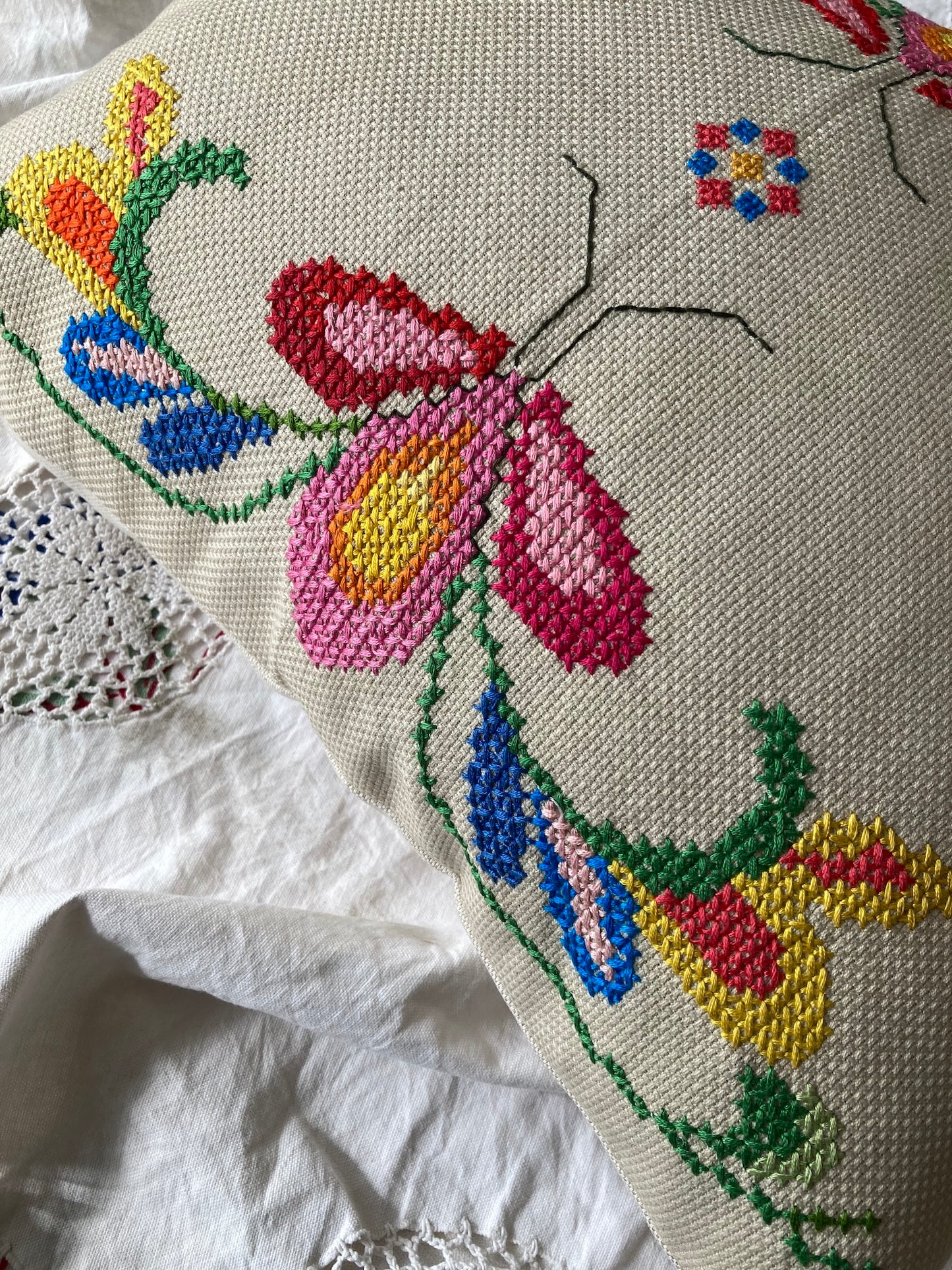 Eastern European Vintage Colorful Embroidered Bugs & Flowers Cushion Cover (45x38cm)