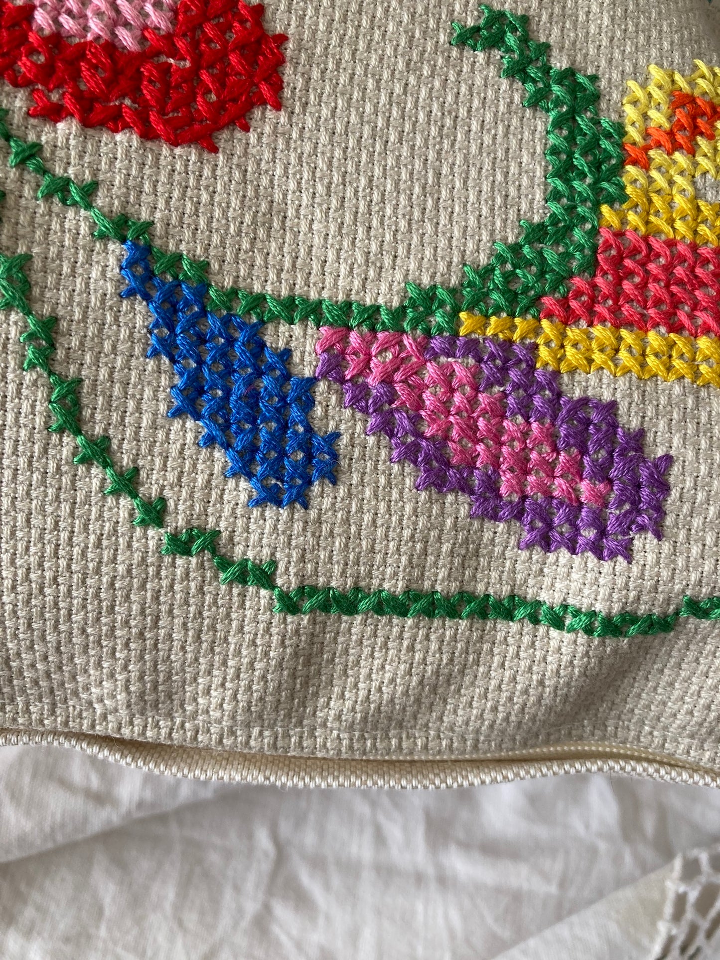 Eastern European Vintage Colorful Embroidered Bugs & Flowers Cushion Cover (45x38cm)