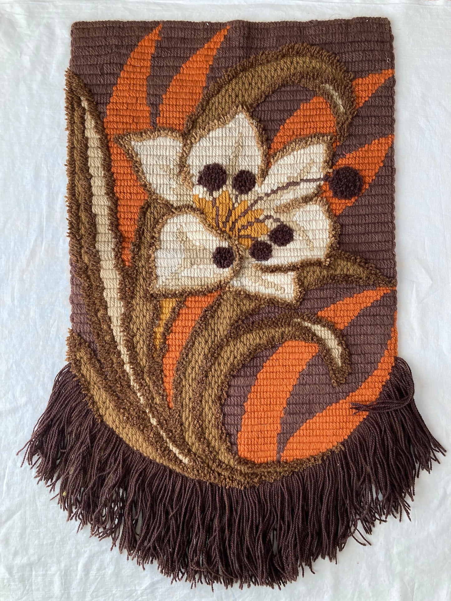 Bohemian Floral Wool Wall Hanging – Vintage Latch Hook Tapestry