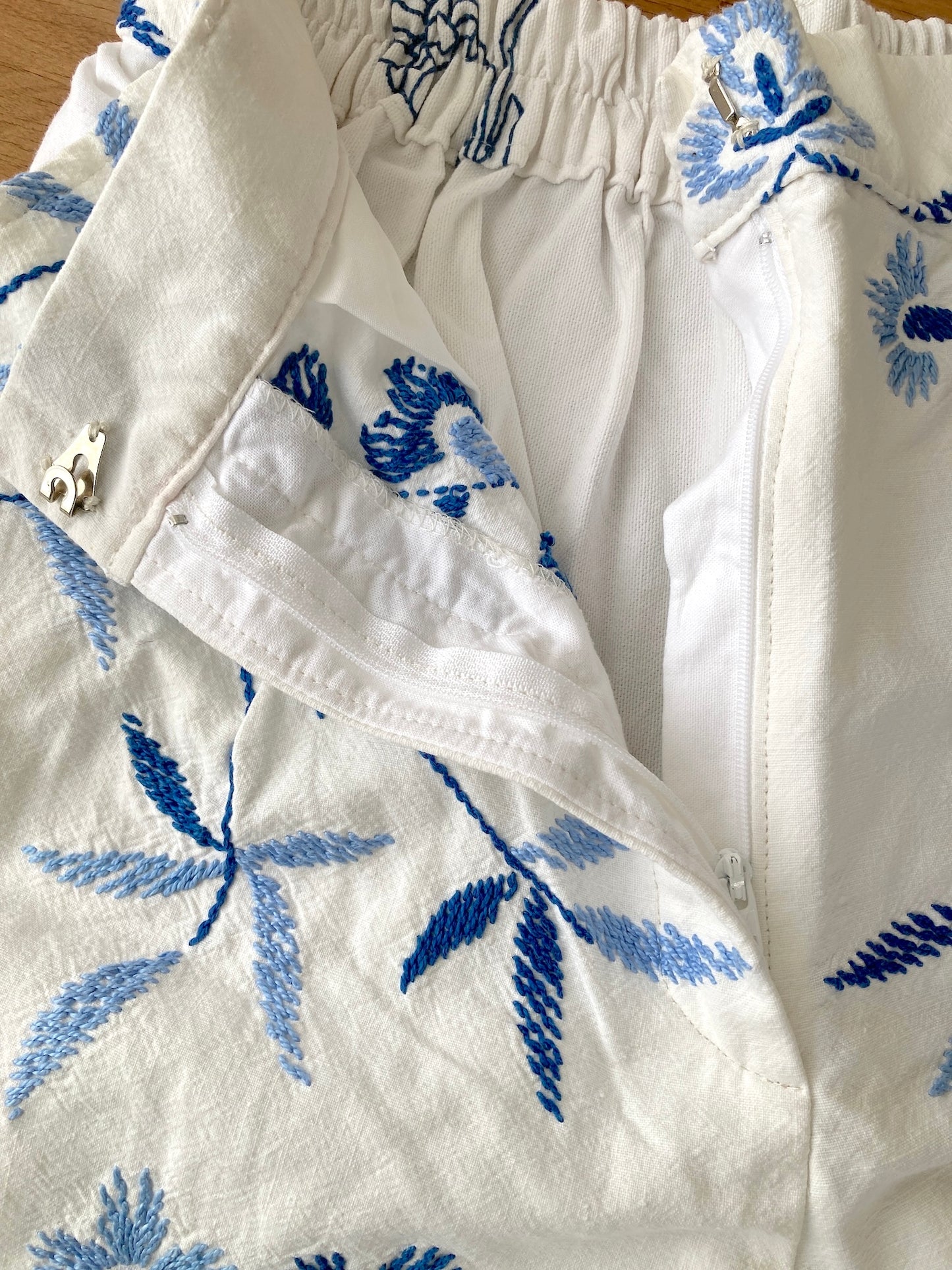 ヴィンテージ リメイク ブルー系 刺繍 コットン生地 ワイドパンツ