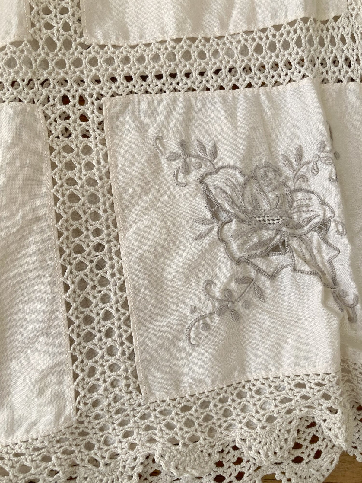 ヴィンテージ リメイク アイボリーコットン 刺繍 クロッシェレース ワイドパンツ