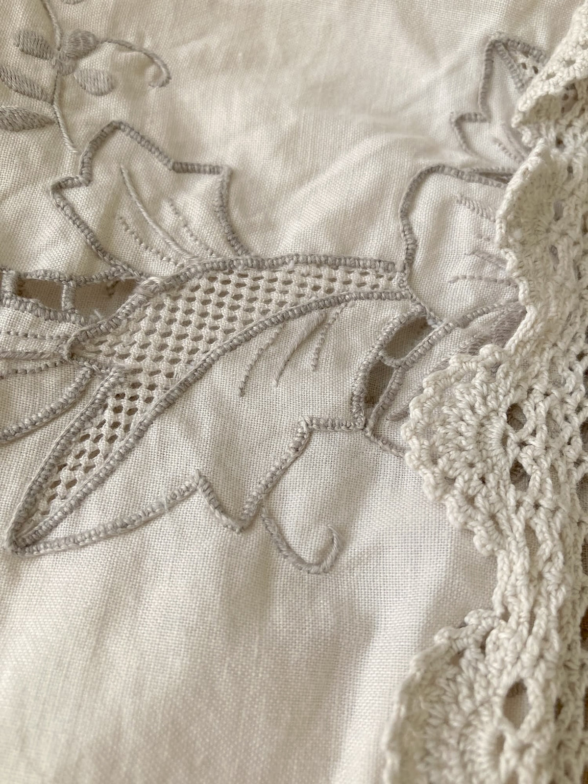 ヴィンテージ リメイク アイボリーコットン 刺繍 クロッシェレース ワイドパンツ